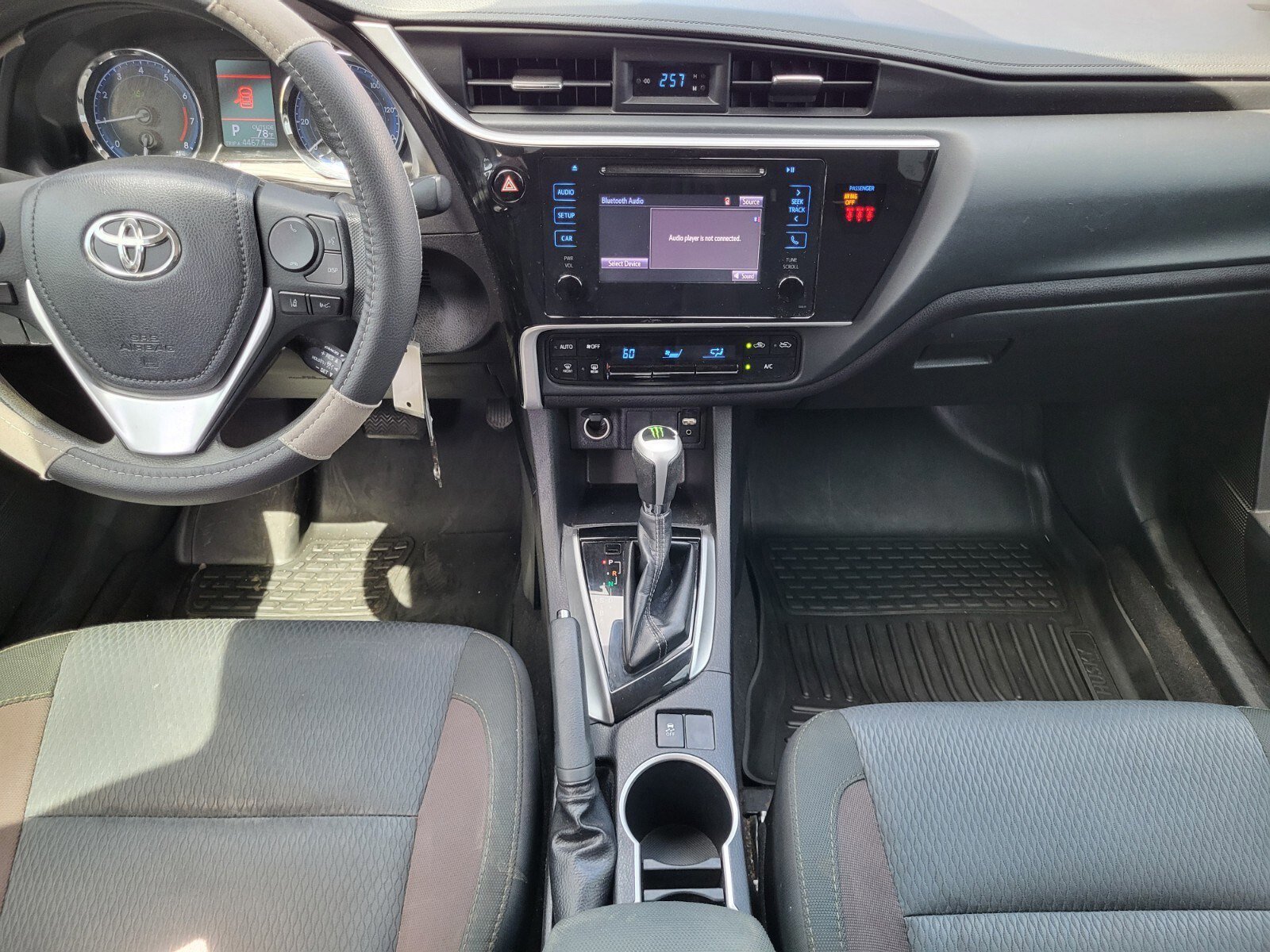 Used 2019 Toyota Corolla LE image 15