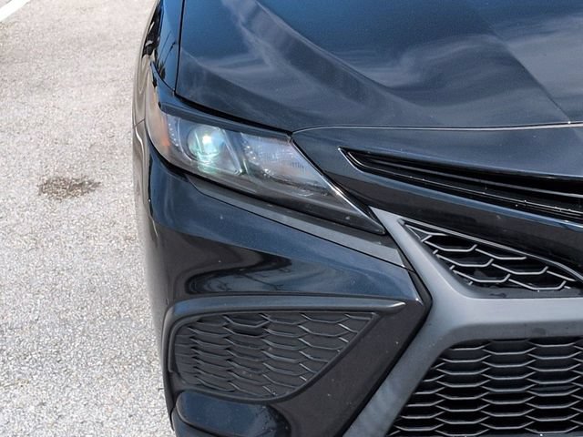 Used 2024 Toyota Camry SE w/ Convenience Package FWD image 10