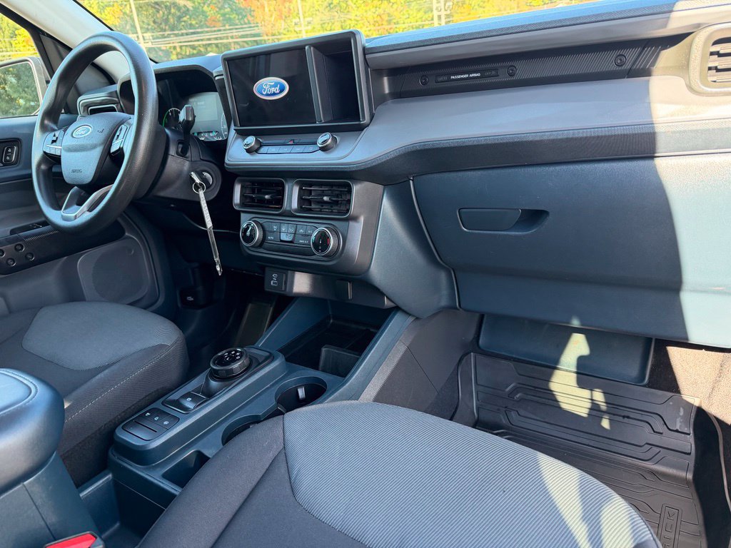 Certified 2023 Ford Maverick XL FWD image 17