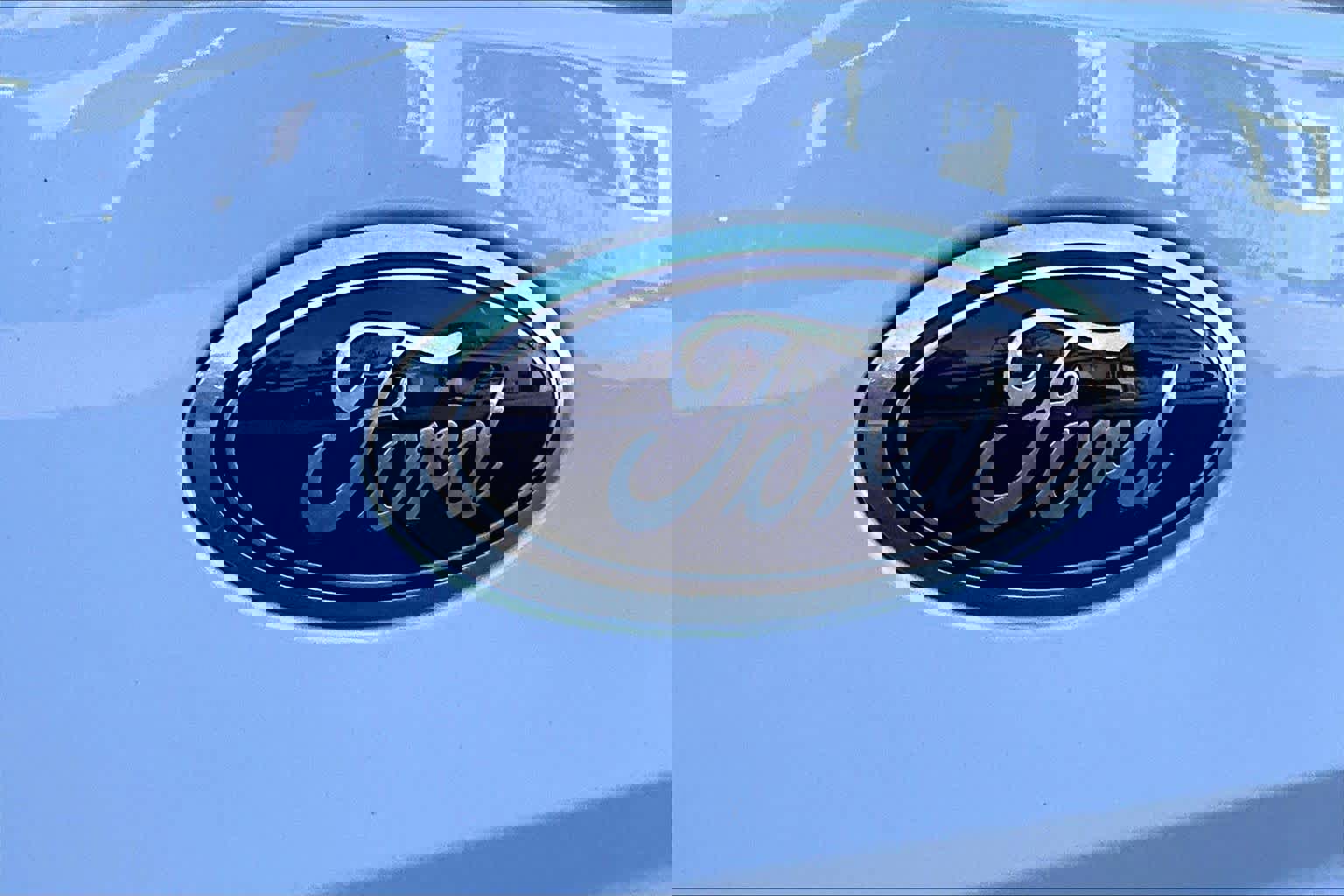 Certified 2017 Ford F150 Lariat image 31