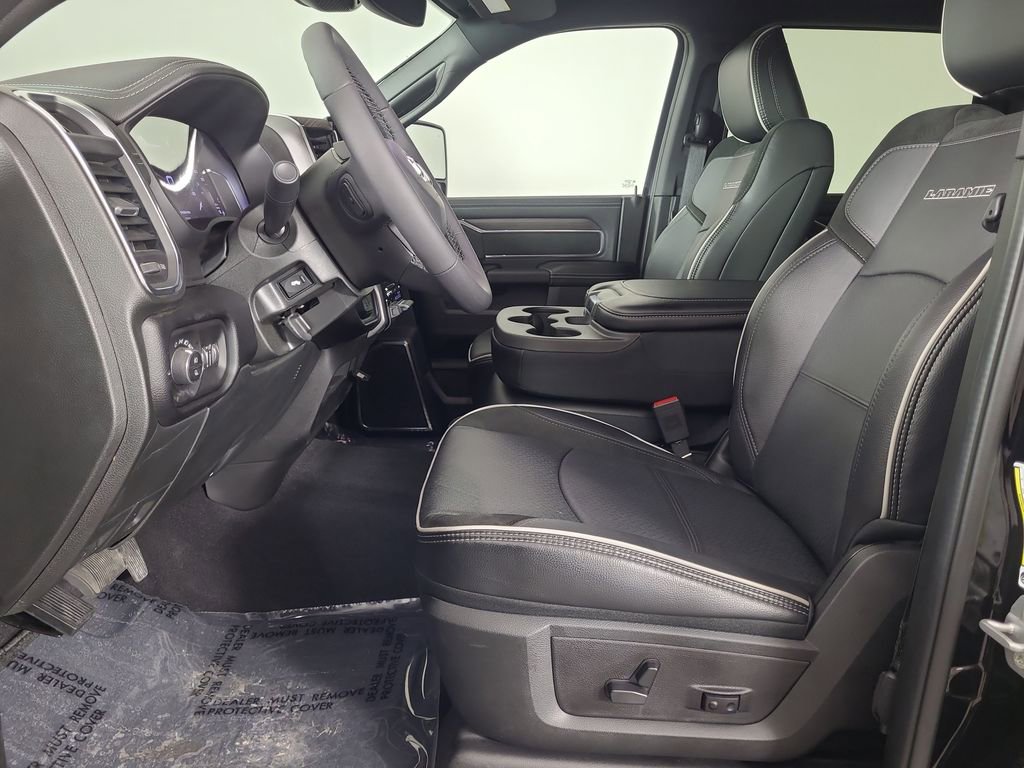Used 2026 RAM 2500 Laramie AWD/4WD image 19