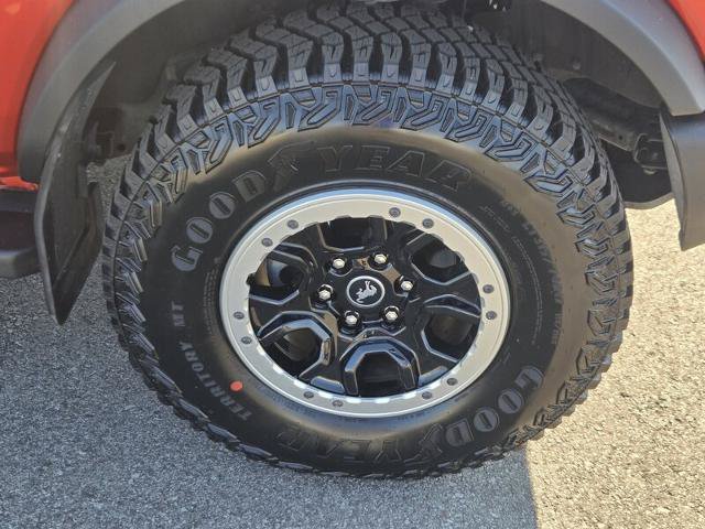 Certified 2022 Ford Bronco Outer Banks w/ Sasquatch Package AWD/4WD image 21