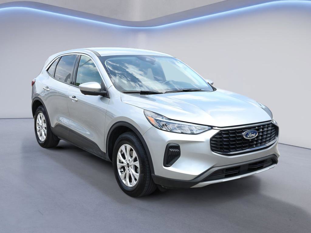 Certified 2024 Ford Escape Active w/ Tech Pack #2 AWD/4WD image 9