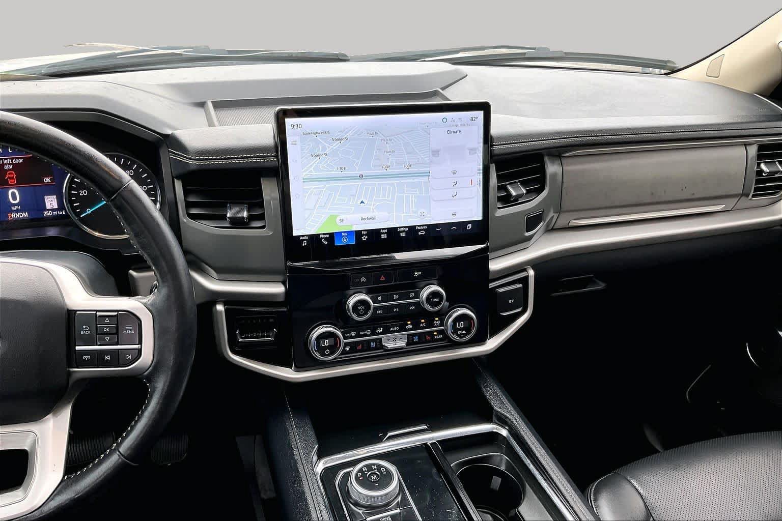 Certified 2024 Ford Expedition XLT RWD image 7