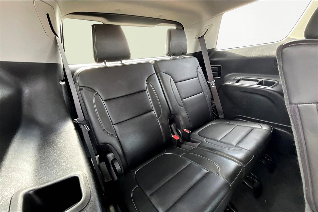 Used 2023 GMC Acadia SLT image 28