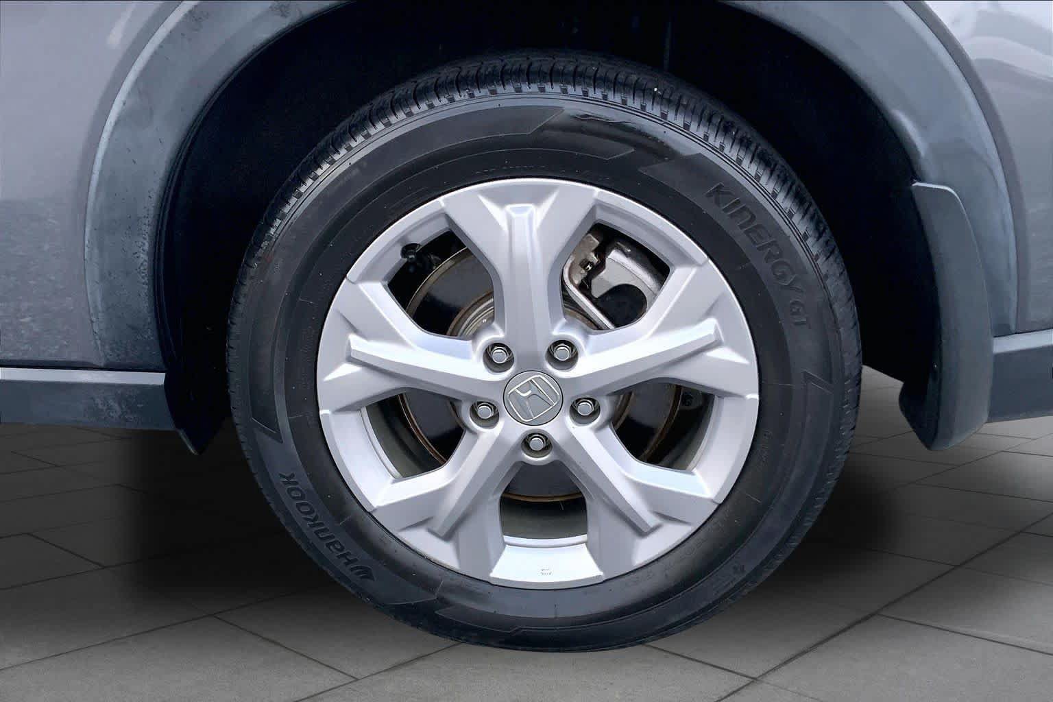 Used 2024 Honda HR-V LX image 11
