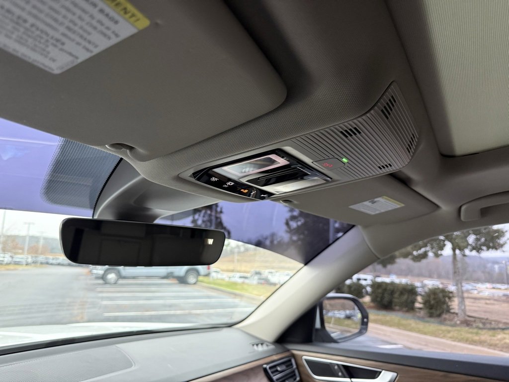 Used 2024 Volkswagen Atlas SE image 21