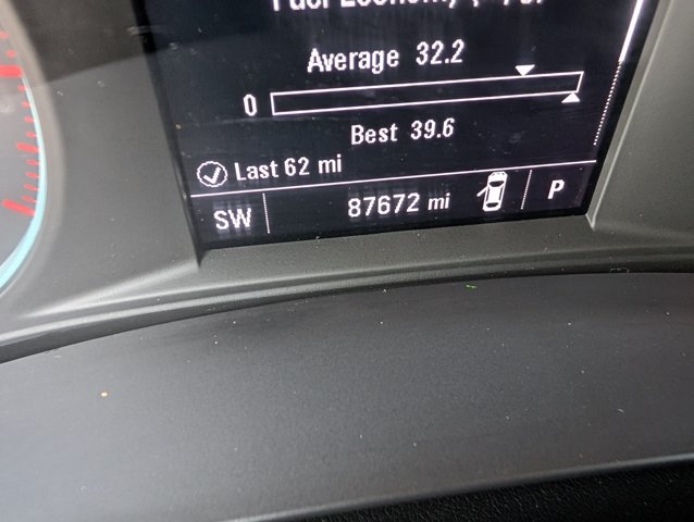 Used 2021 Chevrolet Malibu LT FWD image 19