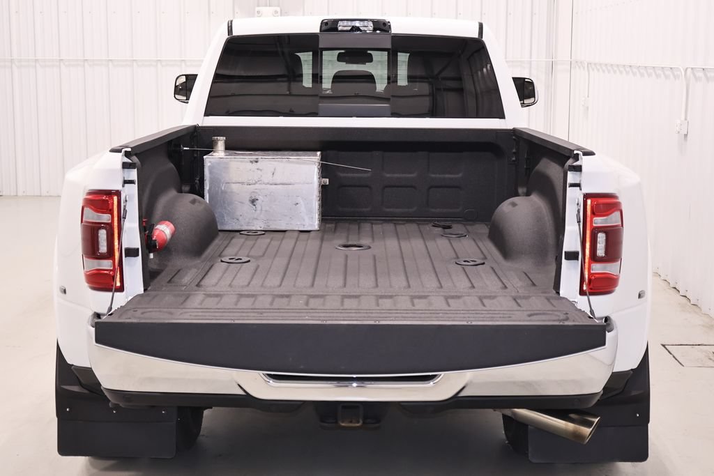 Used 2022 RAM 3500 Laramie AWD/4WD image 41