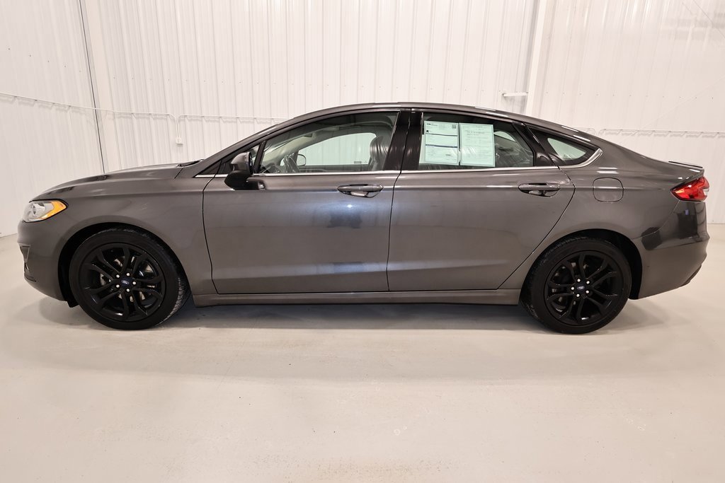 Certified 2019 Ford Fusion SE w/ Equipment Group 151A image 2