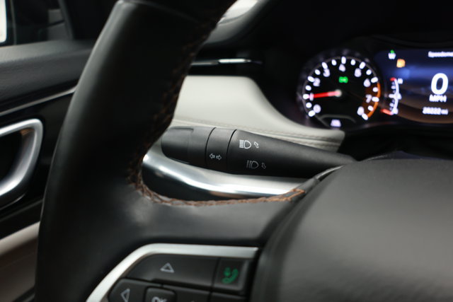 Used 2022 Jeep Compass Limited AWD/4WD image 38