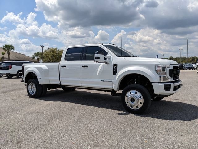 Certified 2022 Ford F450 Platinum w/ FX4 Off-Road Package image 8