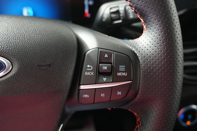 Certified 2025 Ford Escape ST-Line image 12