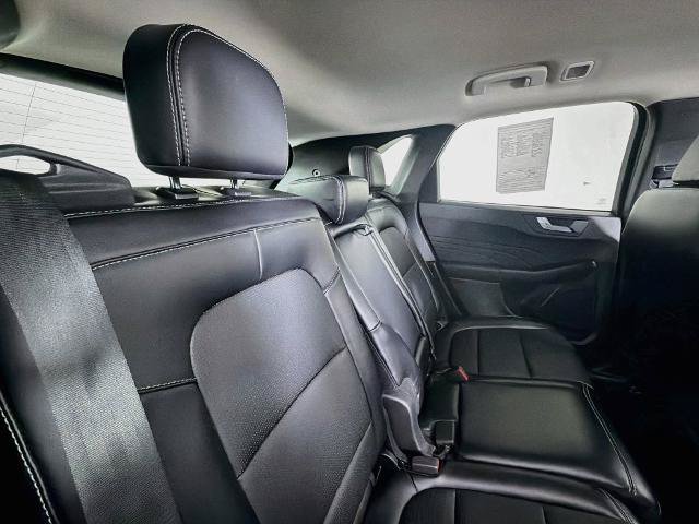 Certified 2024 Ford Escape Platinum AWD/4WD image 27