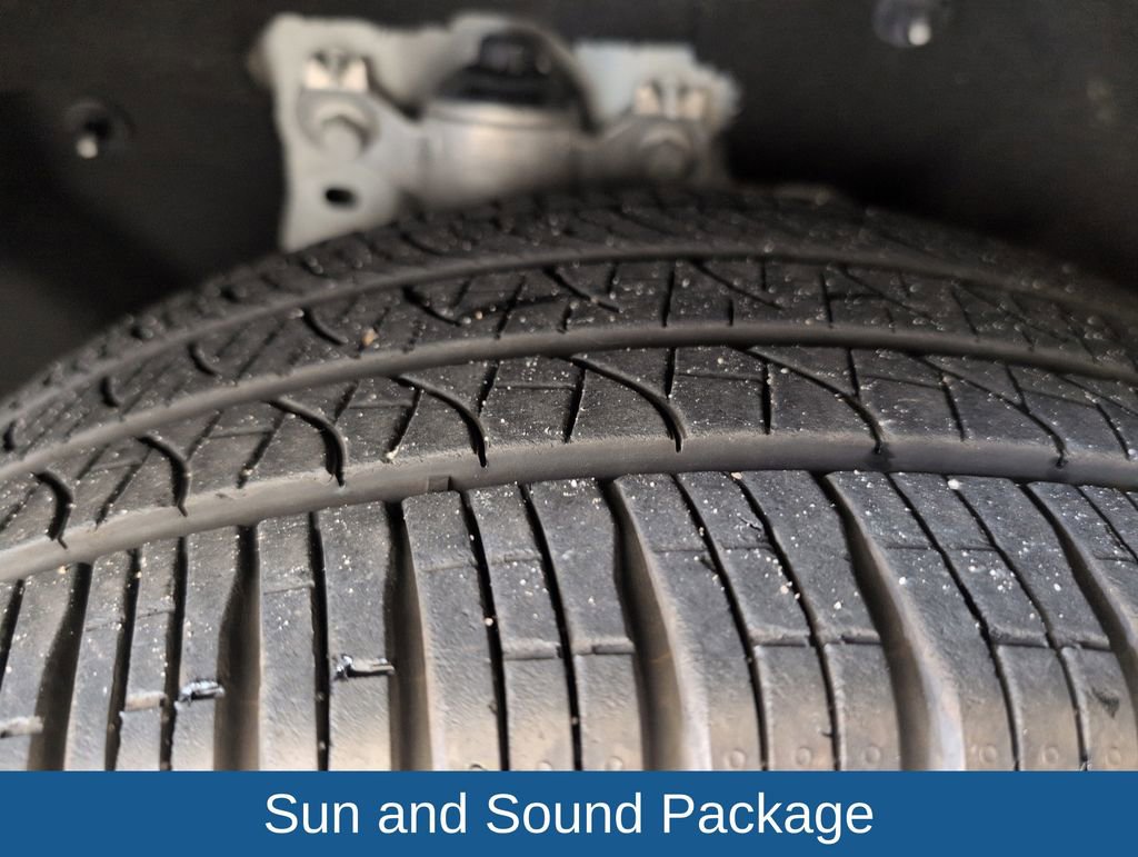 Certified 2025 Ford Explorer ST w/ Sun And Sound Package AWD/4WD image 20