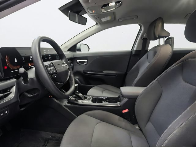 Used 2025 Kia K4 FWD image 15