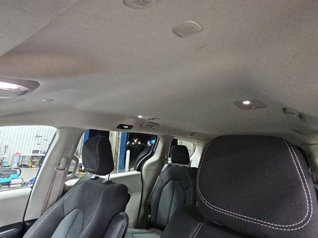 Used 2023 Chrysler Voyager LX FWD image 30