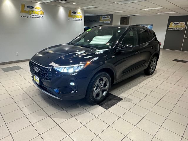 Certified 2026 Ford Escape ST-Line Select w/ Equipment Group 401A AWD/4WD image 2
