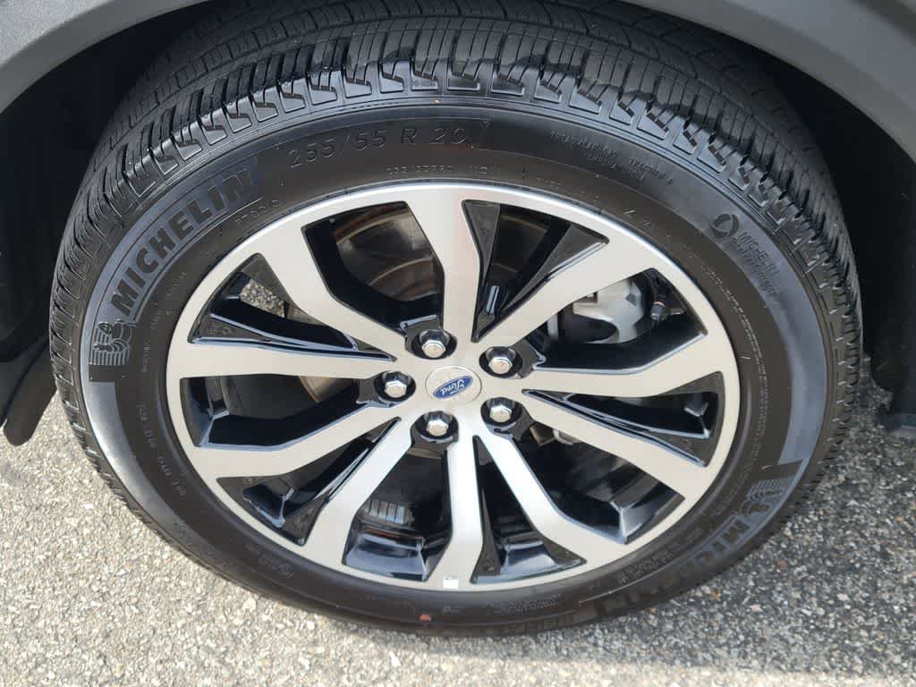 Certified 2025 Ford Explorer ST-Line AWD/4WD image 11