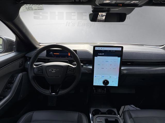 Certified 2025 Ford Mustang Mach-E GT image 10