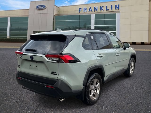Used 2022 Toyota RAV4 XLE w/ Protection Package (TMS) AWD/4WD image 7