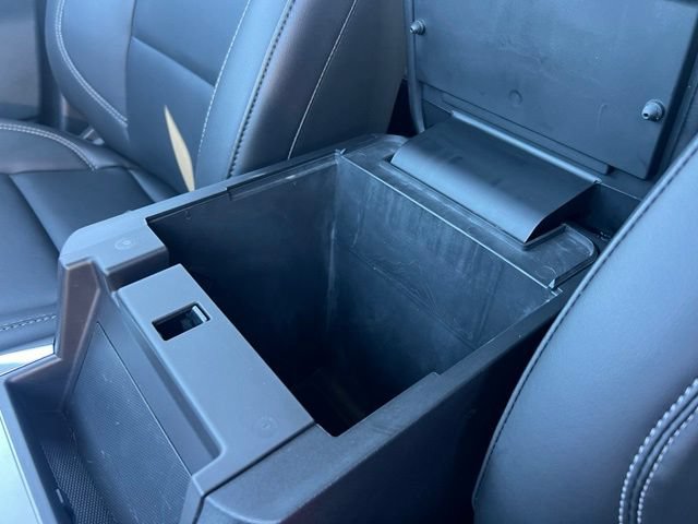 Certified 2024 Ford Explorer XLT w/ Equipment Group 202A AWD/4WD image 15