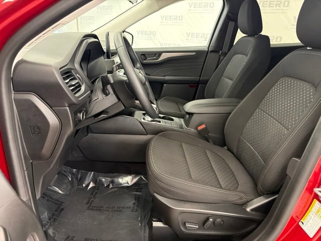 Certified 2023 Ford Escape Active AWD/4WD image 14