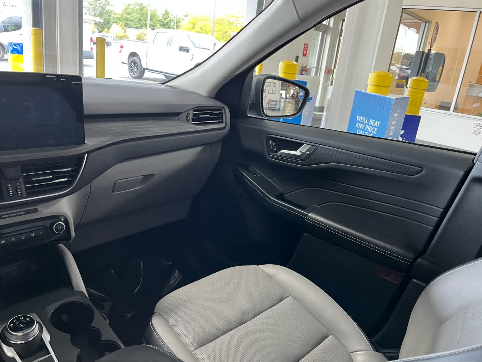 Certified 2023 Ford Escape Platinum AWD/4WD image 13