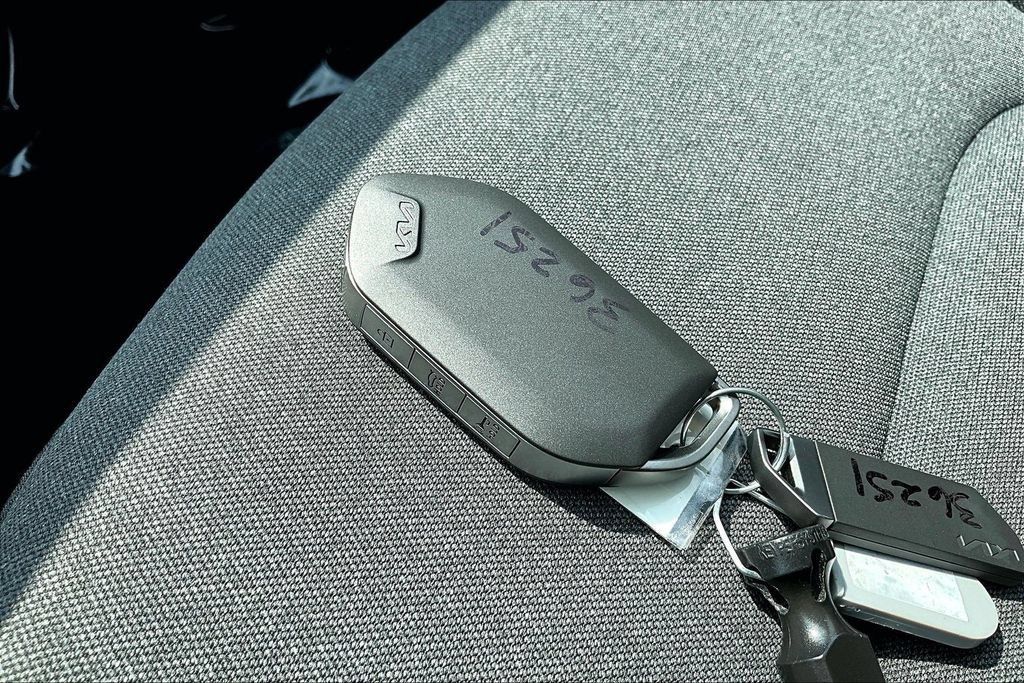 Used 2025 Kia K4 FWD image 11