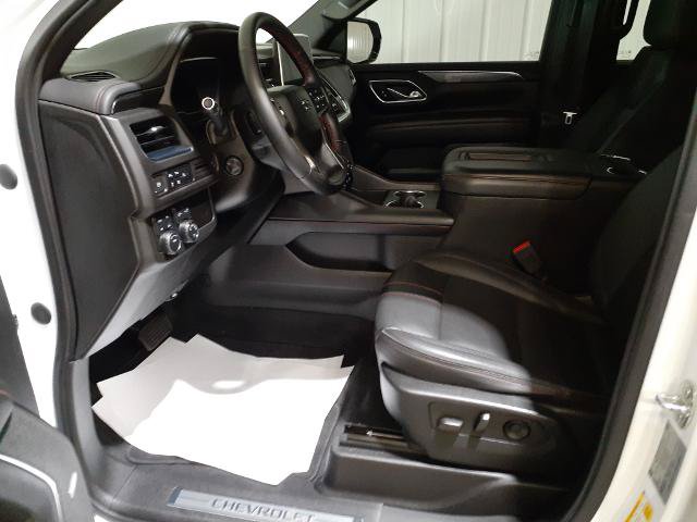 Used 2023 Chevrolet Suburban RST w/ Luxury Package AWD/4WD image 2