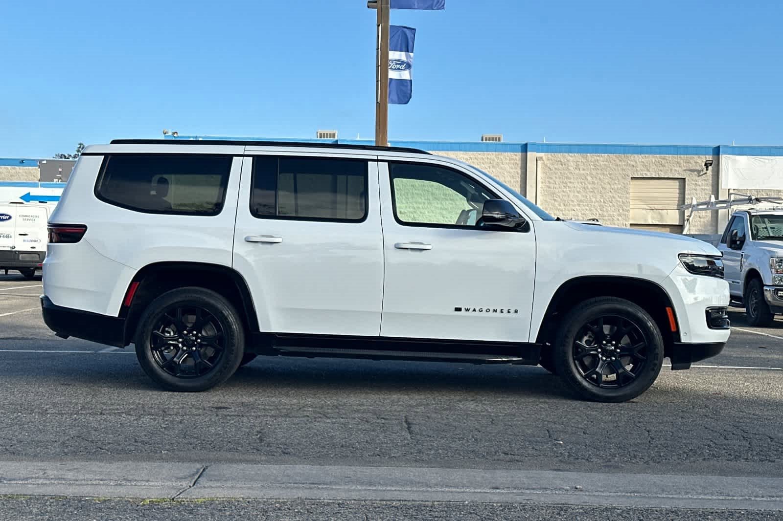 Used 2023 Jeep Wagoneer Series II image 8