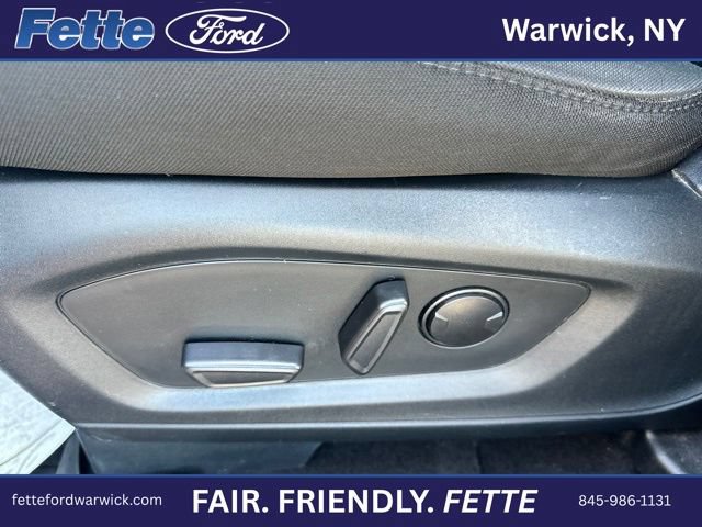Certified 2022 Ford Explorer XLT w/ Class IV Trailer Tow Package AWD/4WD image 18