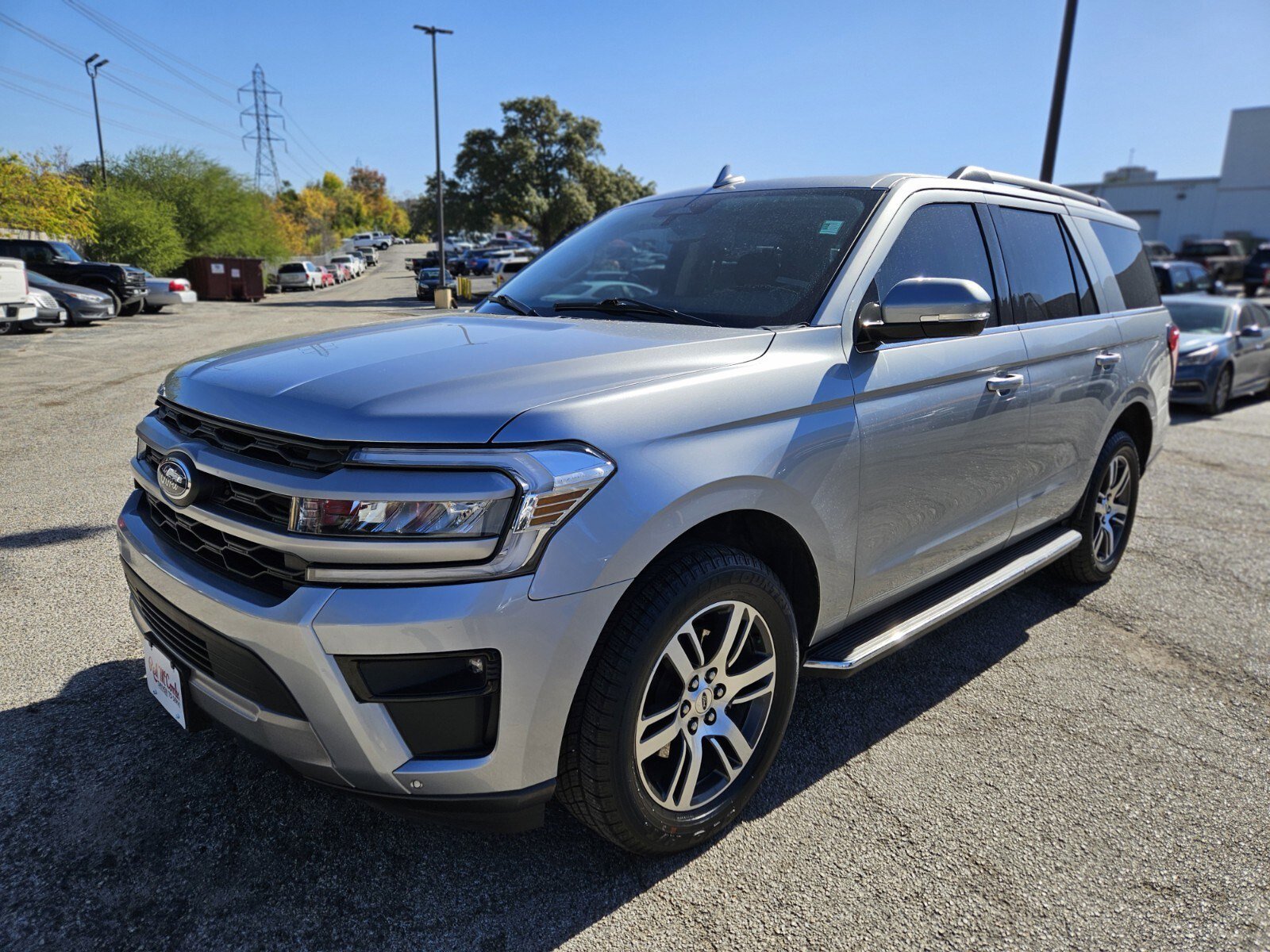 Certified 2023 Ford Expedition XLT image 8