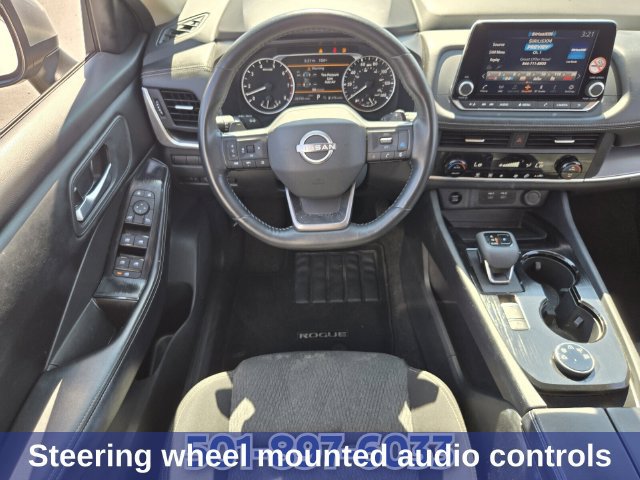 Used 2025 Nissan Rogue SV AWD/4WD image 14