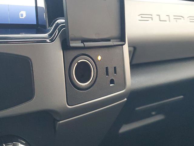 Certified 2022 Ford F450 Lariat w/ Lariat Ultimate Package image 29