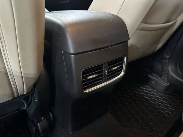 Used 2018 MAZDA CX-5 Touring w/ Preferred Equipment Package FWD image 31