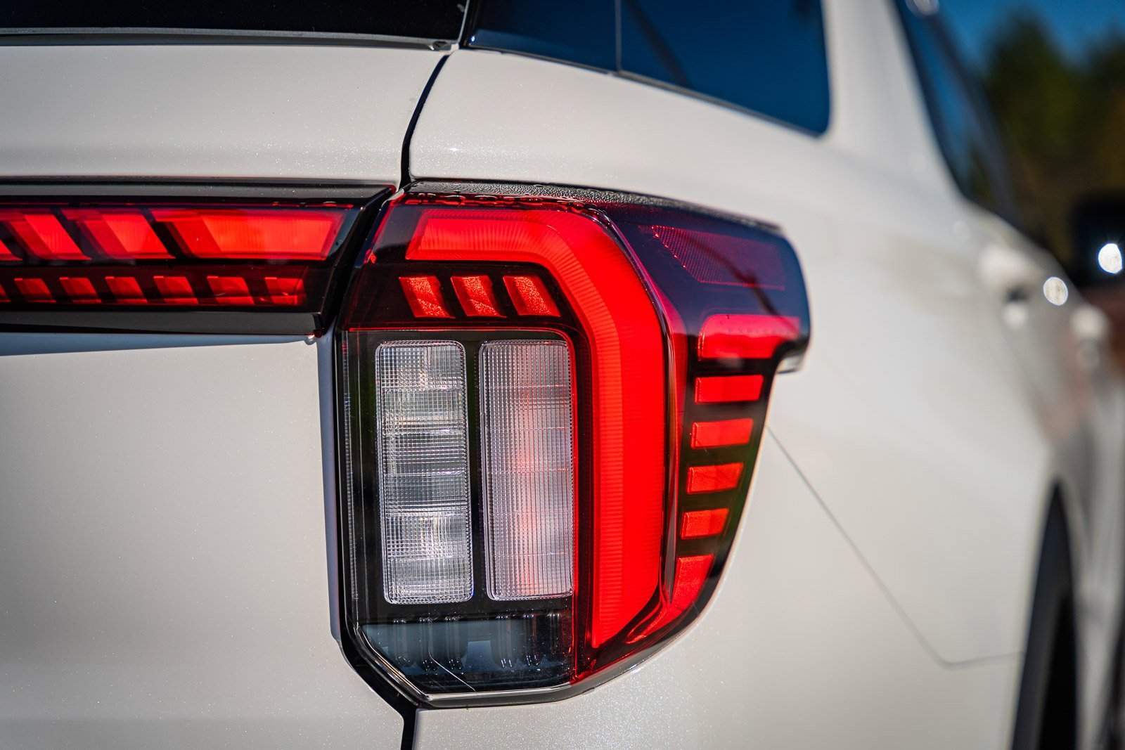 Certified 2025 Ford Explorer Active image 14