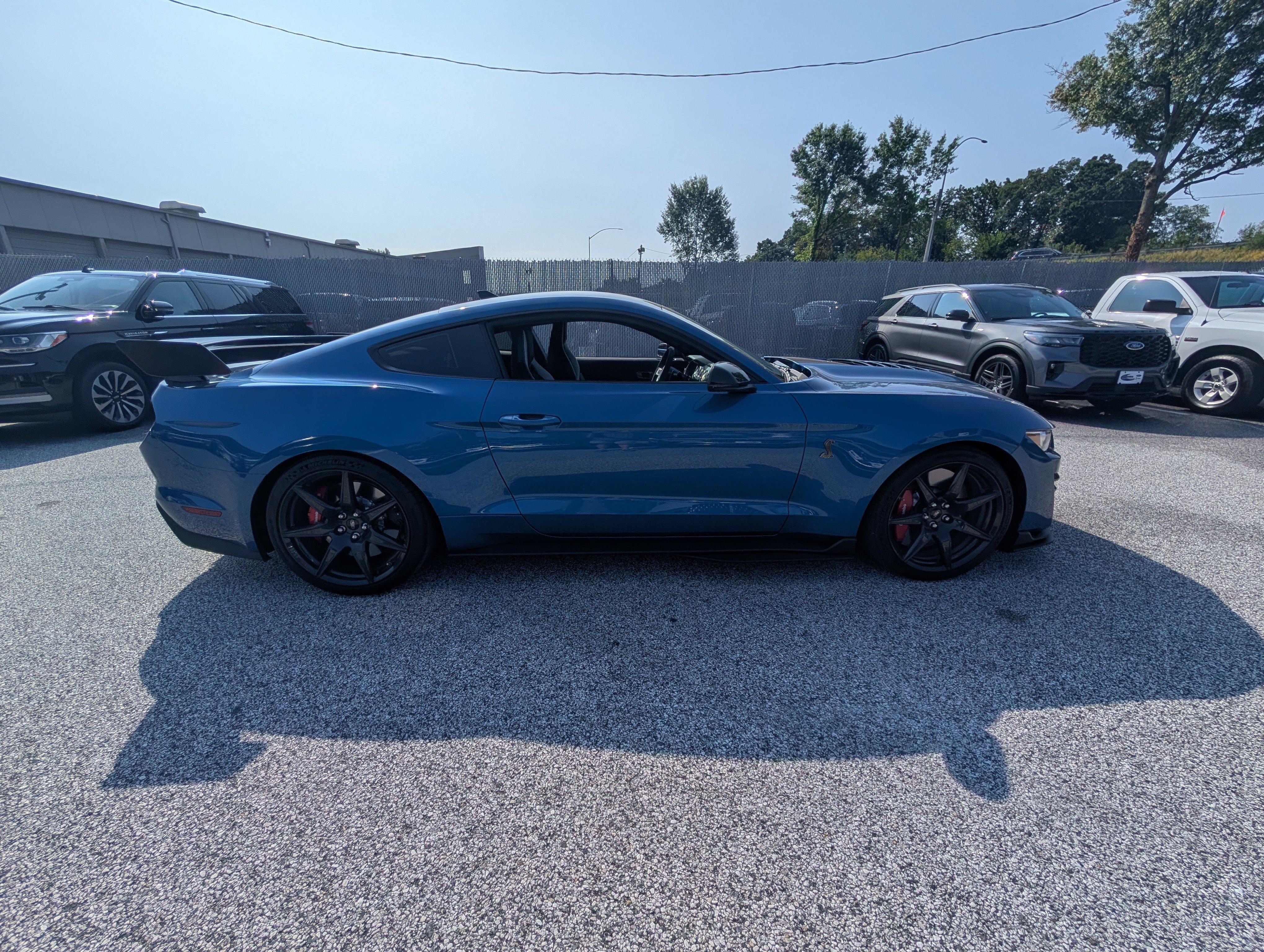 Certified 2020 Ford Mustang Shelby GT500 w/ Carbon Fiber Track Pack RWD image 8