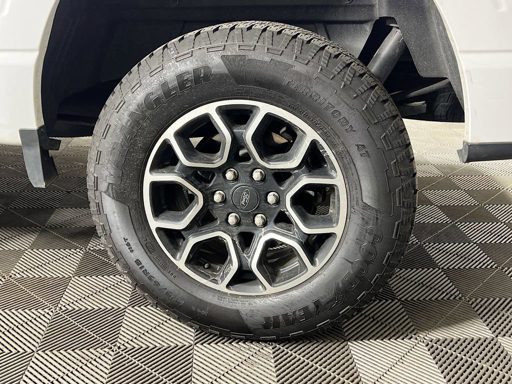 Certified 2022 Ford F150 XLT w/ Equipment Group 302A High image 31