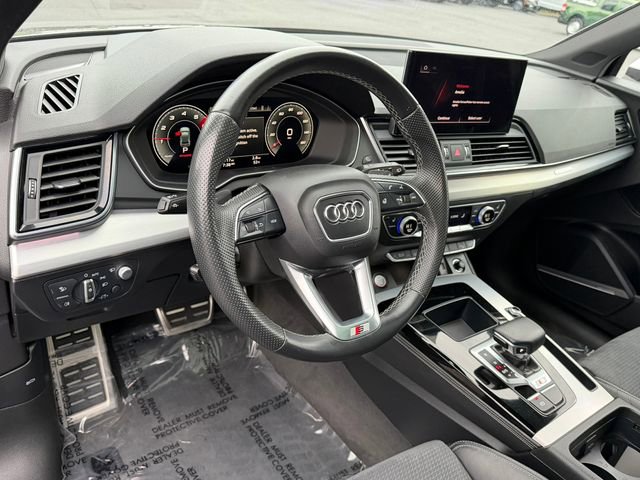Used 2021 Audi SQ5 Prestige AWD/4WD image 12