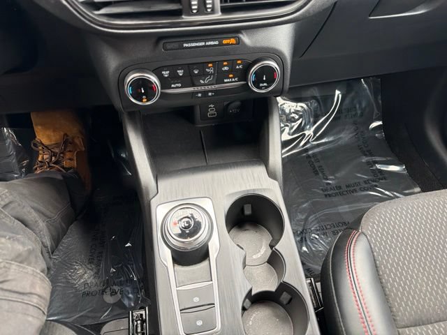 Certified 2025 Ford Escape ST-Line FWD image 16