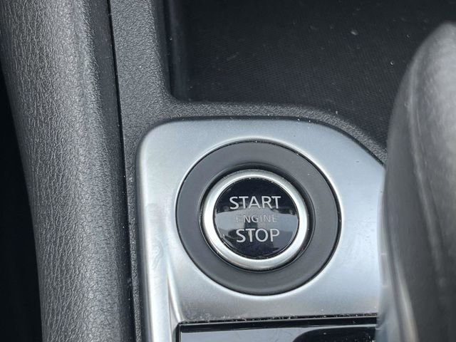 Used 2025 Nissan Sentra SV image 15