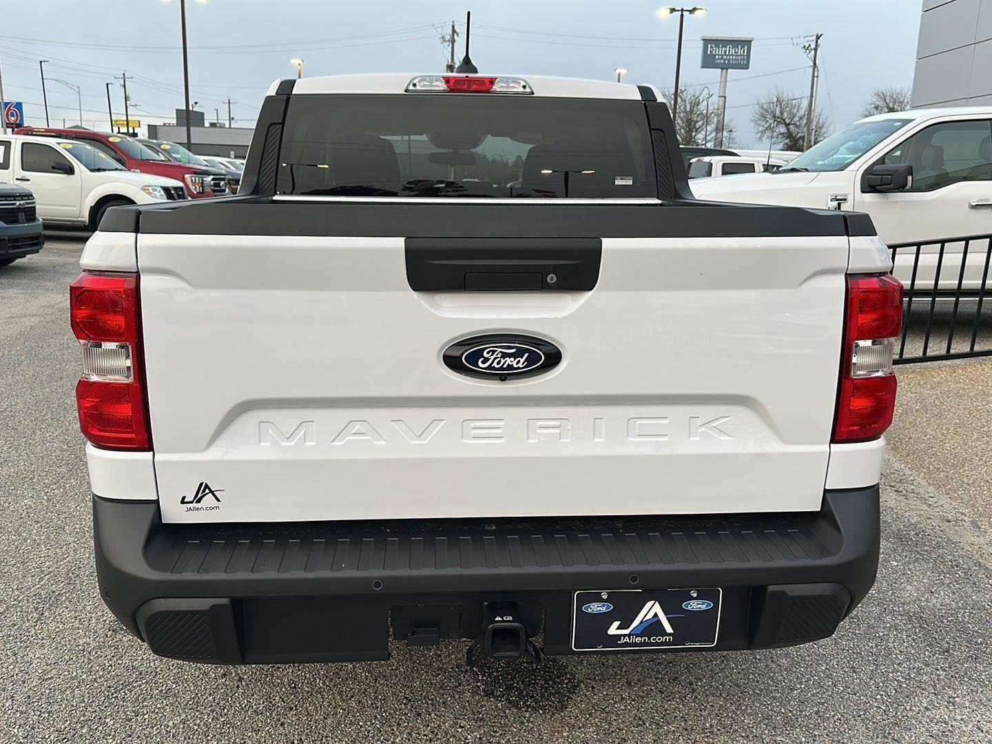 Certified 2025 Ford Maverick XLT w/ Equipment Group 302A image 49