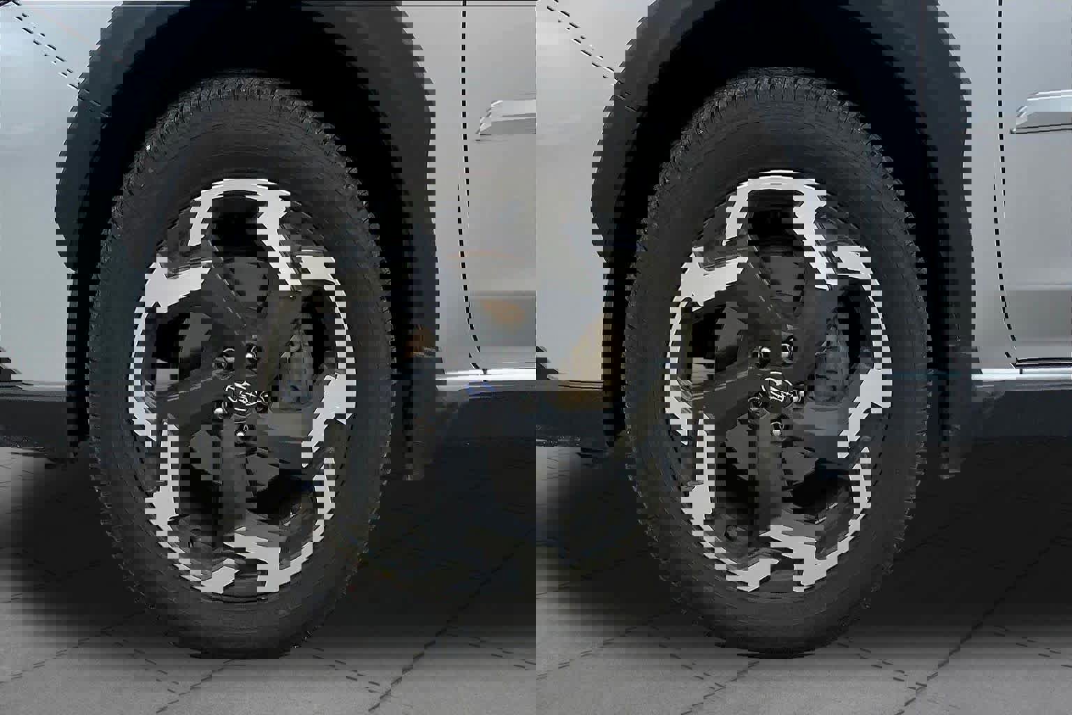 Used 2023 Subaru Crosstrek 2.5i Limited w/ Moonroof Package image 13