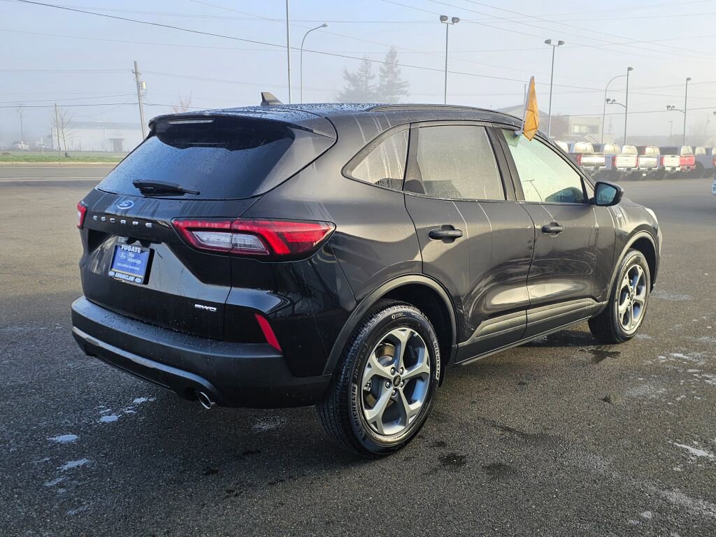 Certified 2025 Ford Escape ST-Line image 6