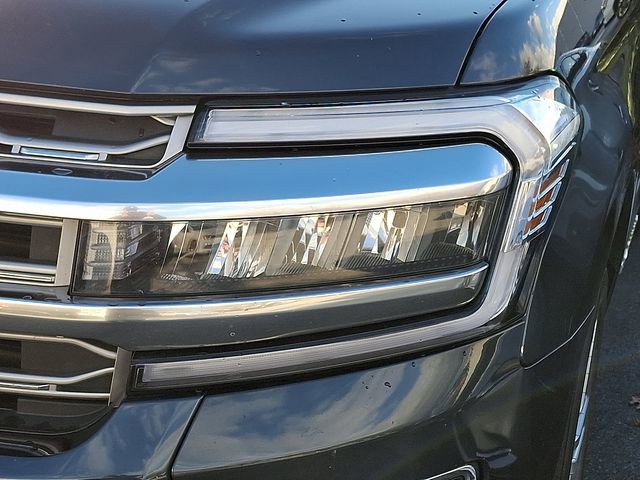 Certified 2022 Ford Expedition Platinum image 10