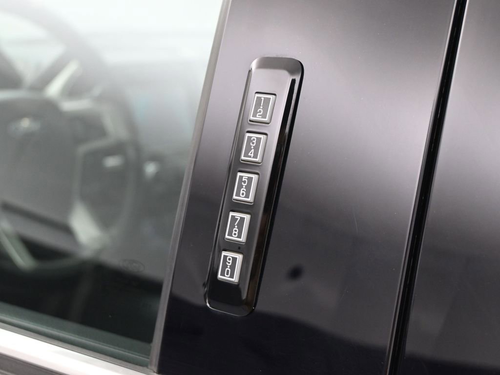Certified 2018 Ford F350 Platinum w/ Platinum Ultimate Package image 60