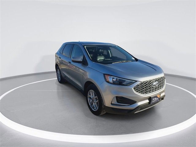 Certified 2023 Ford Edge SEL image 3