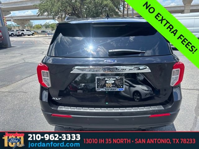 Certified 2024 Ford Explorer XLT RWD image 6