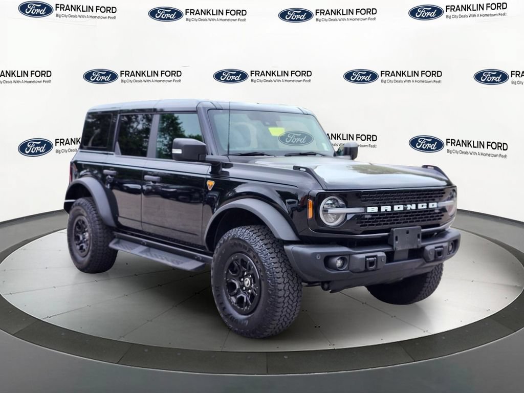 Certified 2025 Ford Bronco Badlands AWD/4WD image 7